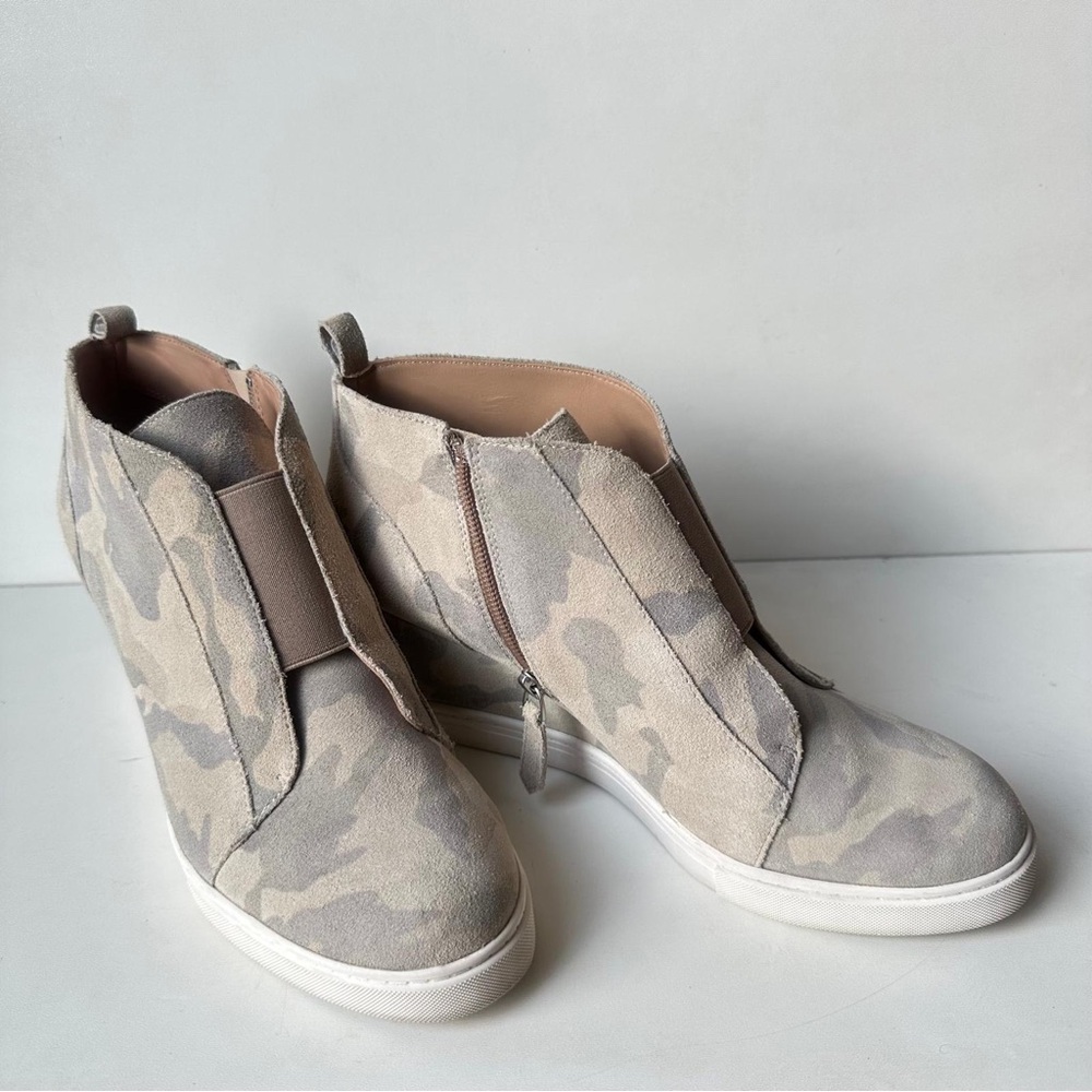Linea Paolo Suede Camouflage Wedge Shoes US 9.5 NWOB Athletic Sneaker Platform